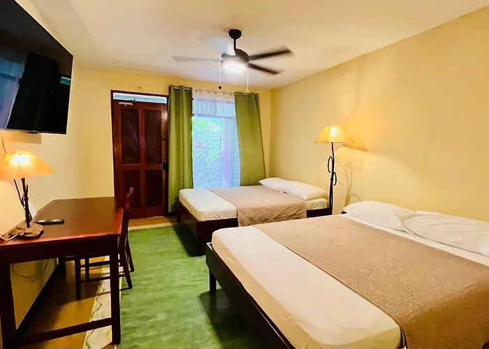Arenal Hotel, Brewery & Farm Tilarán