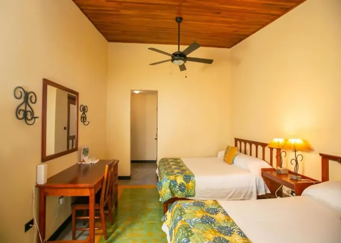 Arenal Hotel, Brewery & Farm Tilarán