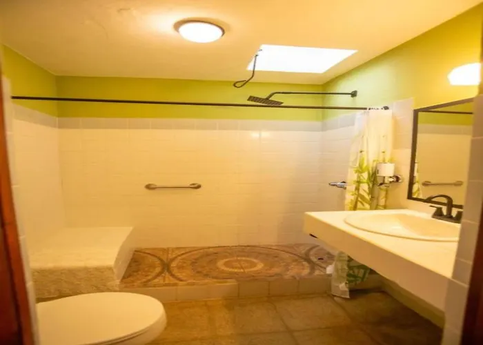Arenal Hotel, Brewery & Farm Hotel 3*